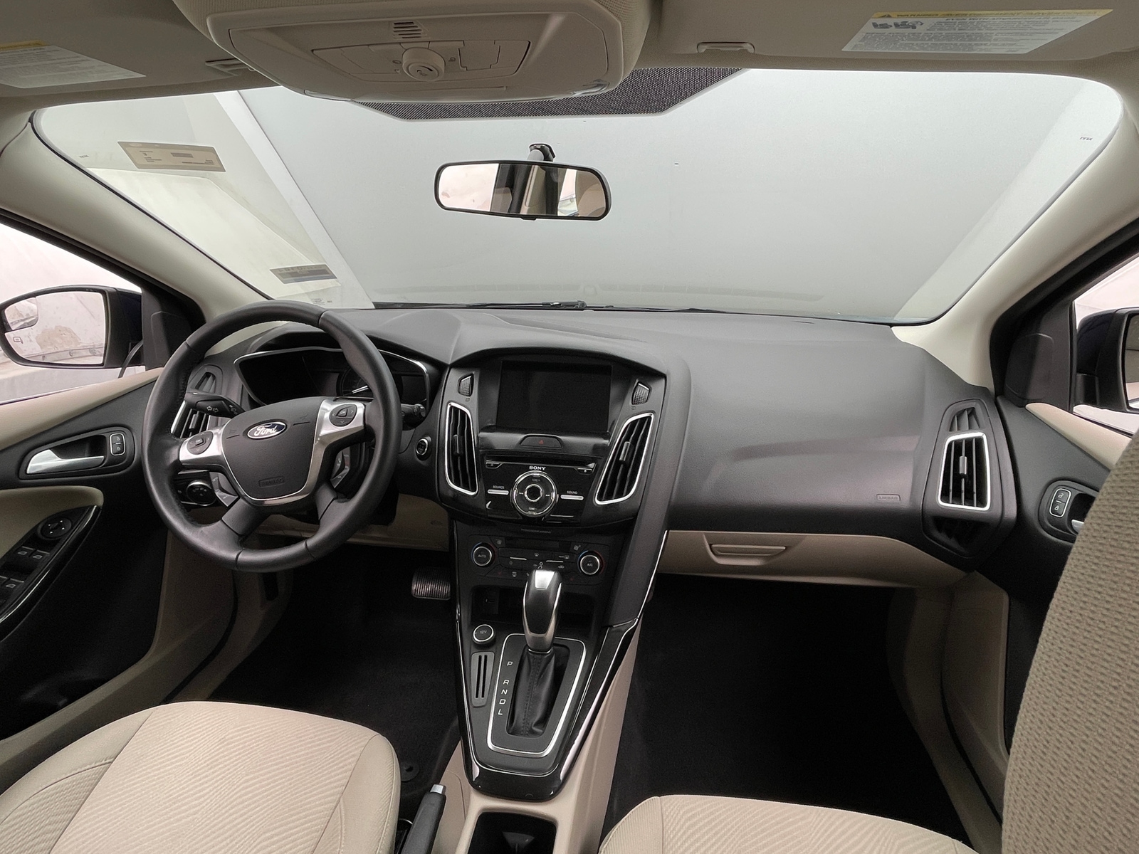 Thumbnail: 2016 Ford Focus - 3