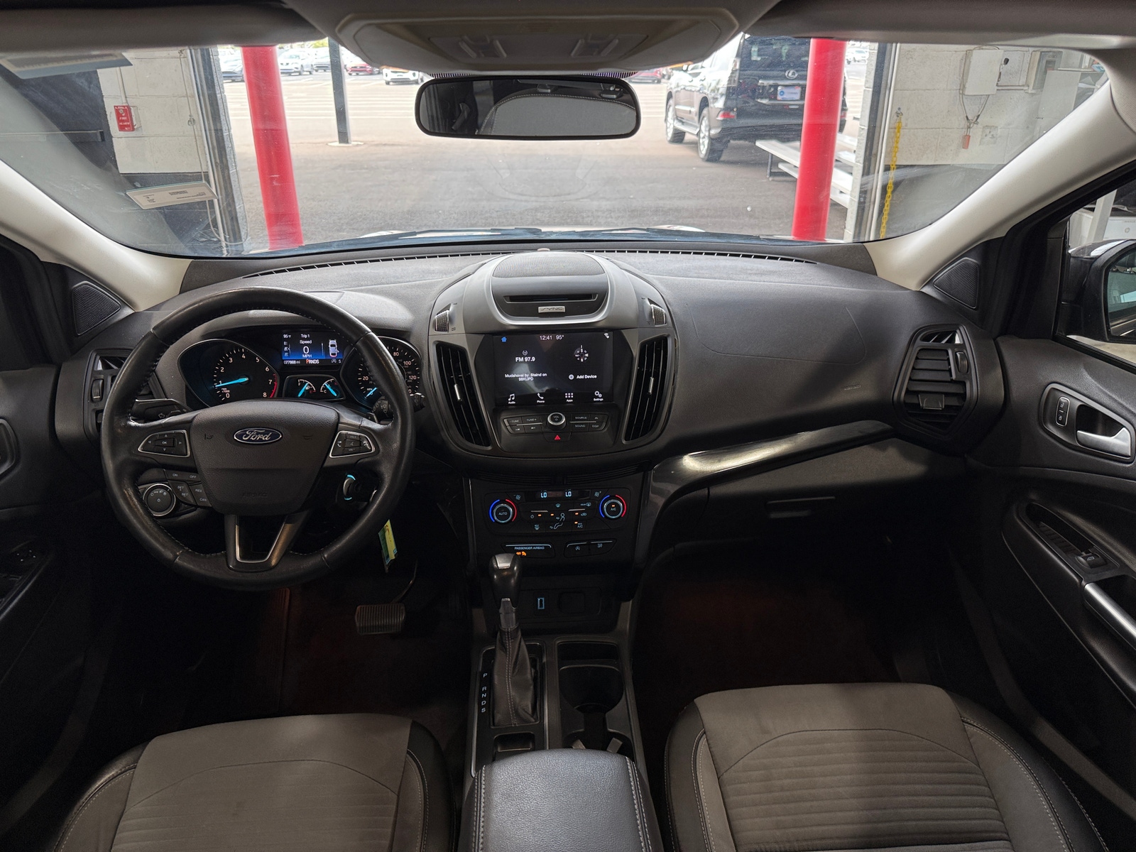 Thumbnail: 2017 Ford Escape - 3