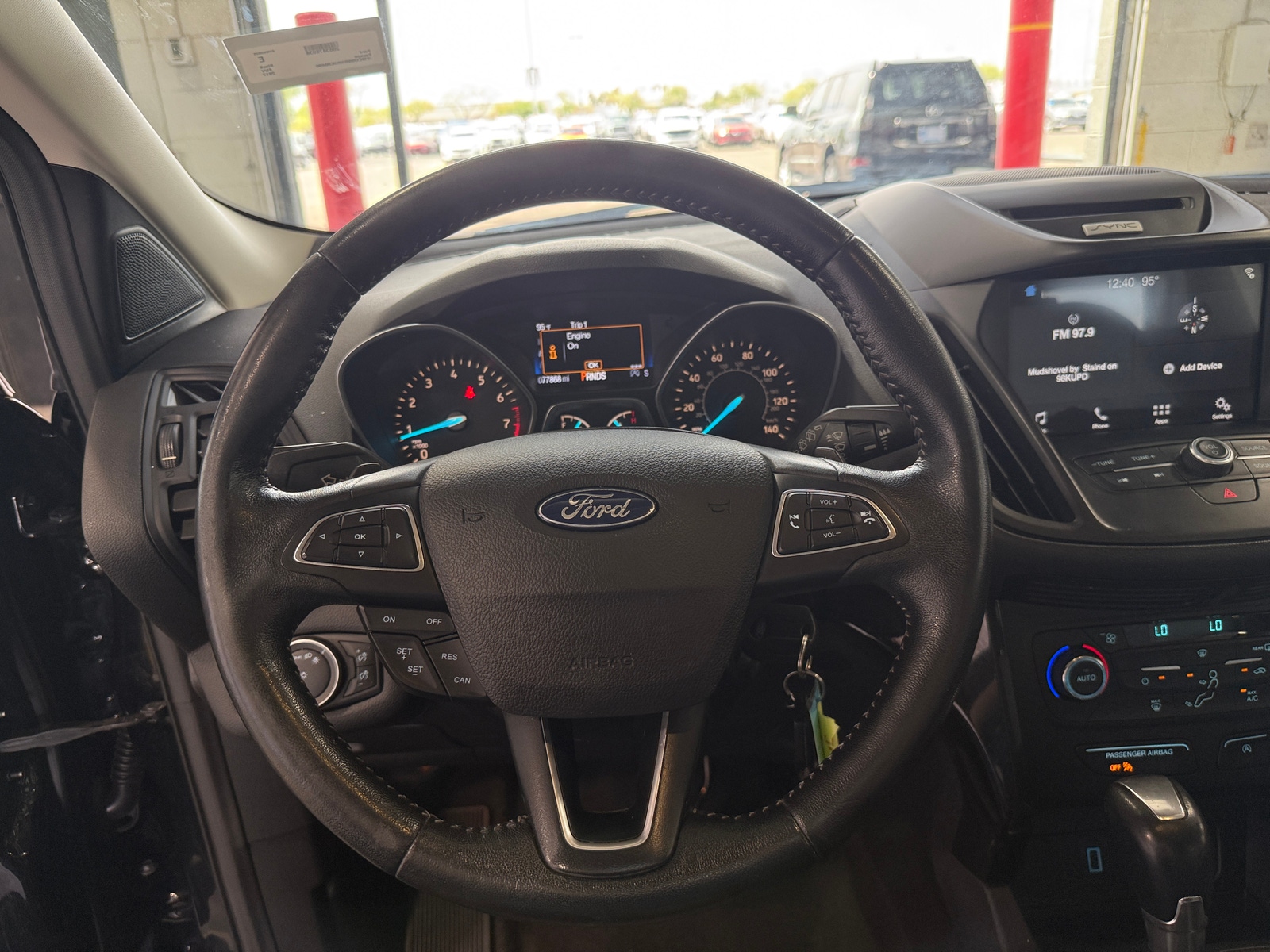Thumbnail: 2017 Ford Escape - 5