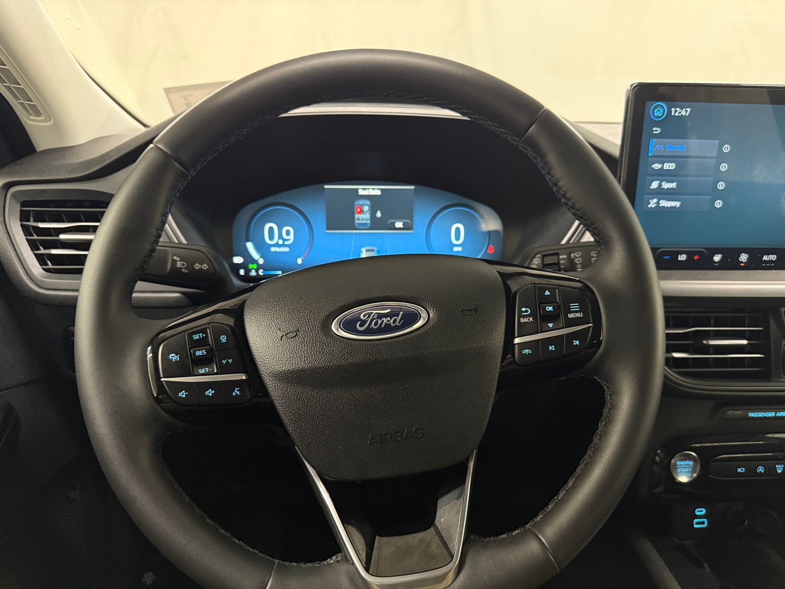 Thumbnail: 2023 Ford Escape - 5