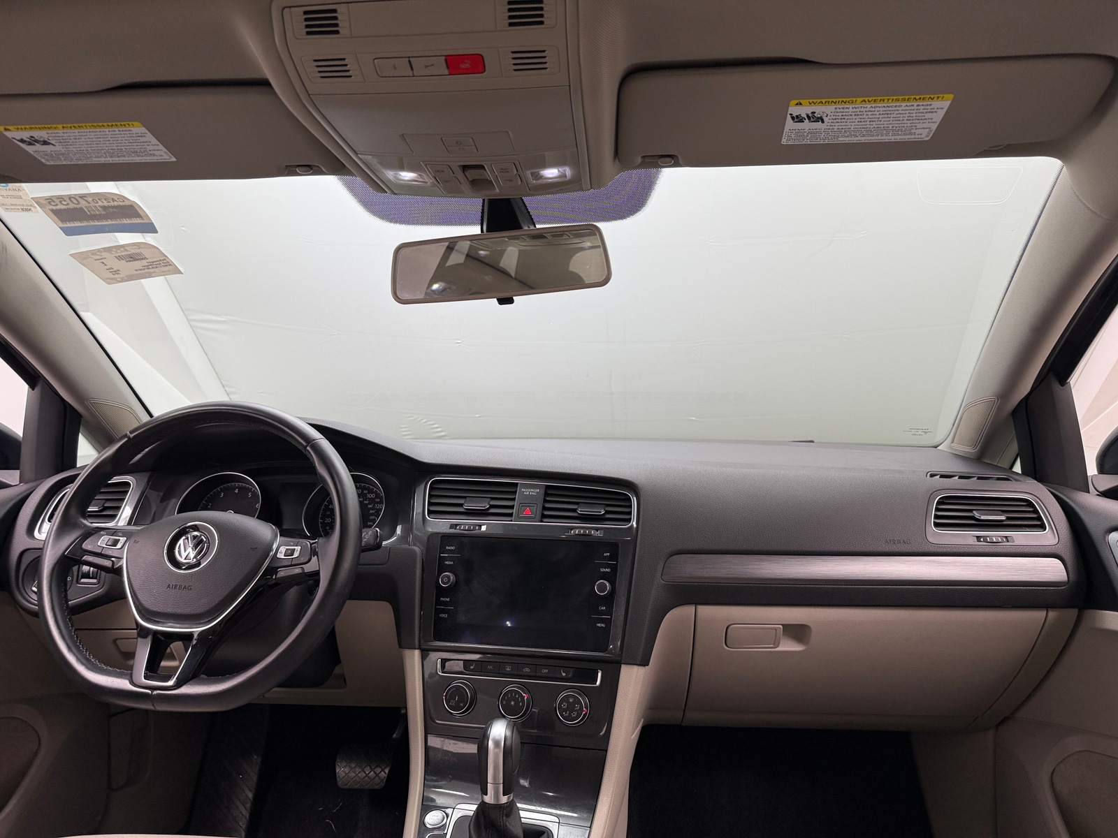 Thumbnail: 2018 Volkswagen e-Golf - 2