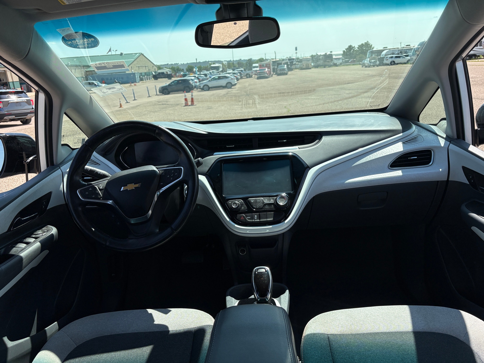 Thumbnail: 2018 Chevrolet Bolt EV - 3