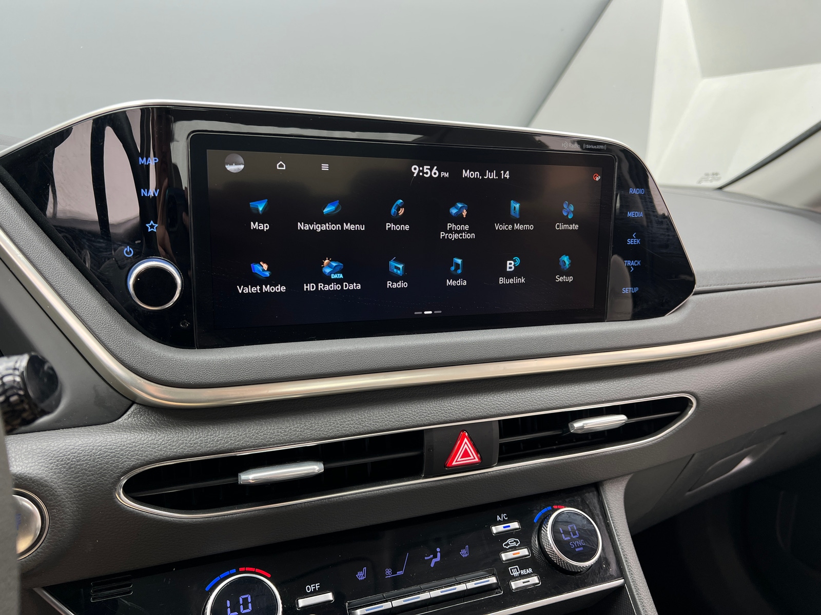 Thumbnail: 2023 Hyundai Sonata - 4
