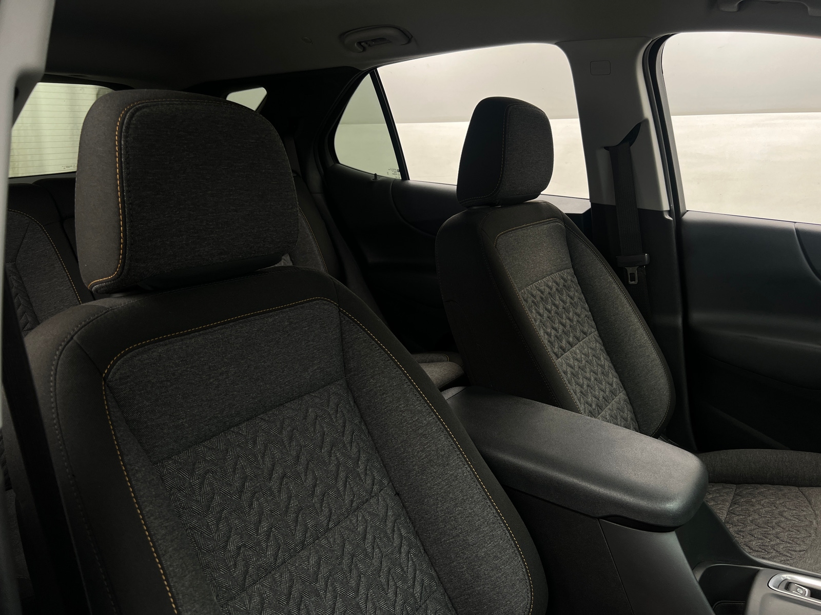 Thumbnail: 2022 Chevrolet Equinox - 2
