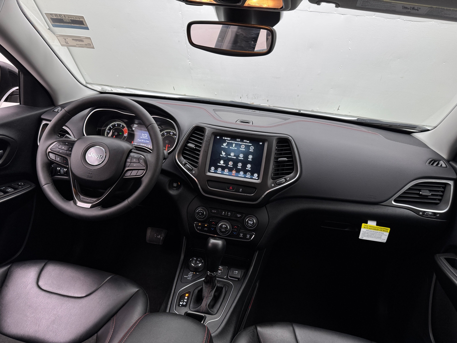 Thumbnail: 2022 Jeep Cherokee - 3