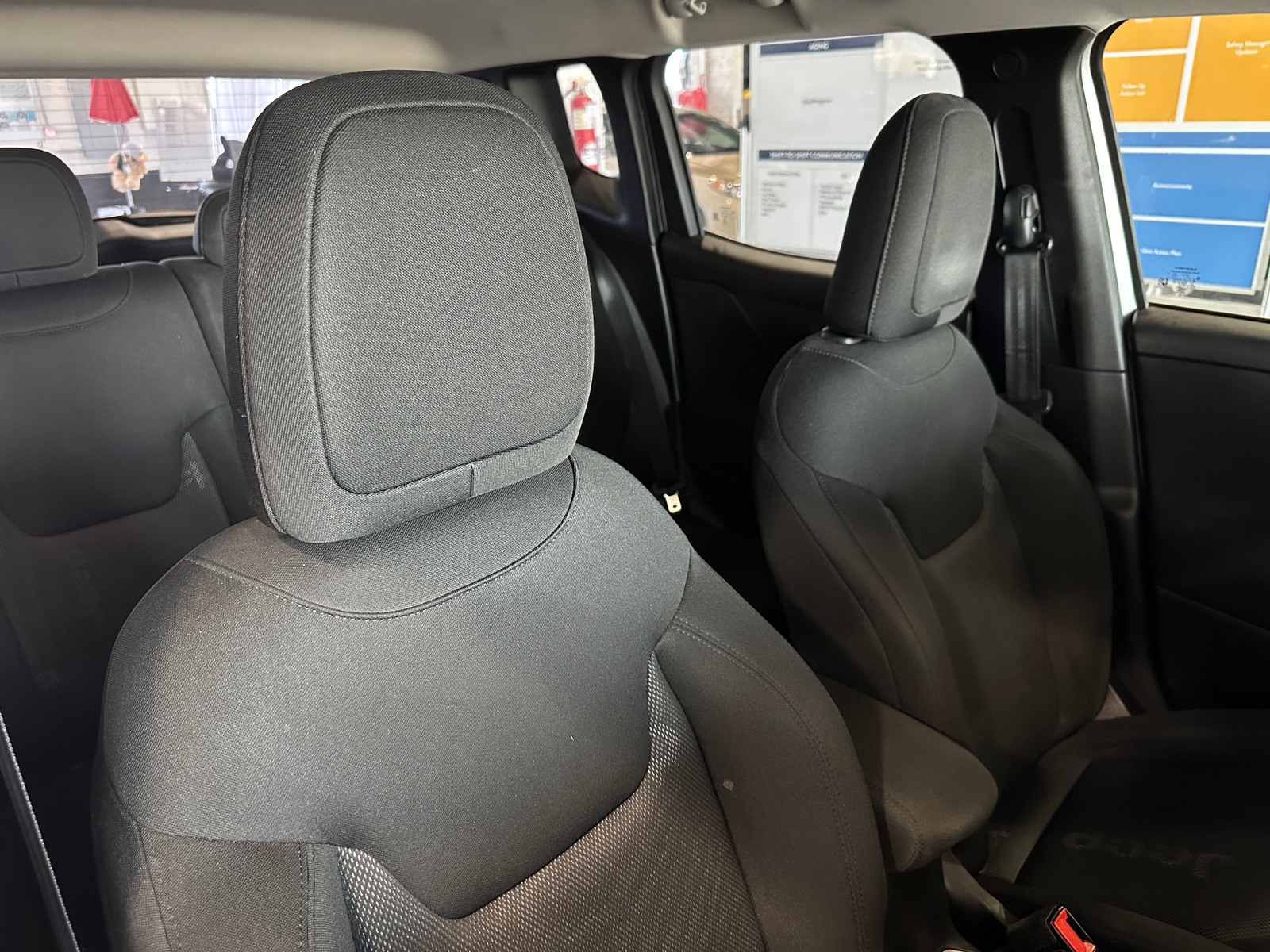 Thumbnail: 2017 Jeep Renegade - 2