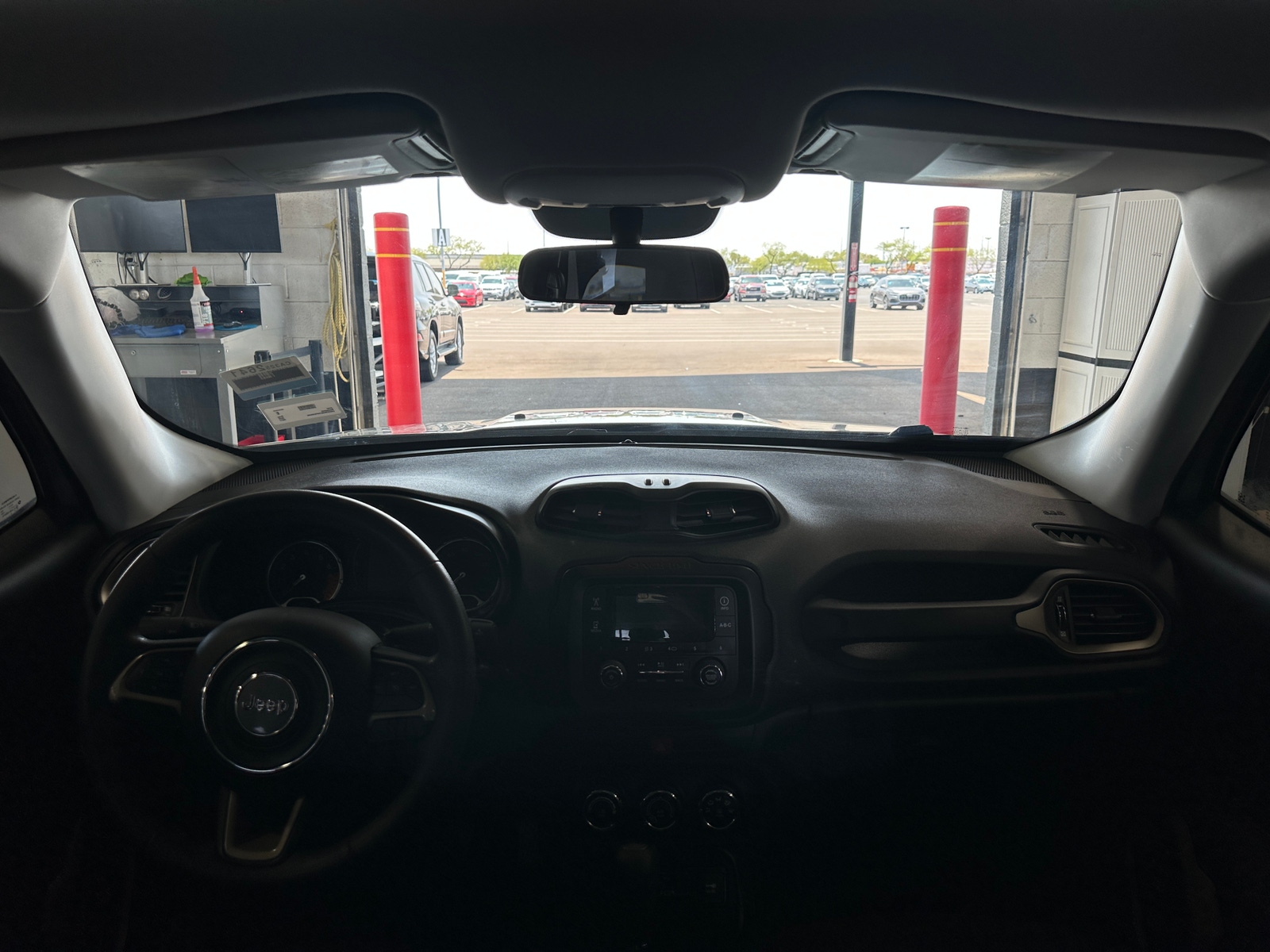 Thumbnail: 2017 Jeep Renegade - 3