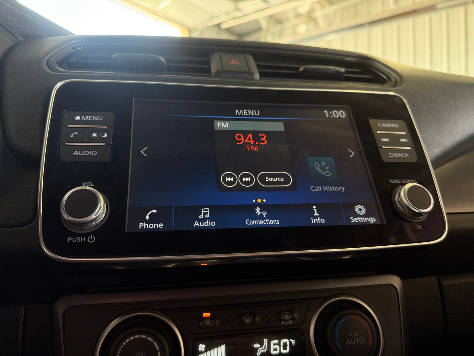 Thumbnail: 2023 Nissan Leaf - 4