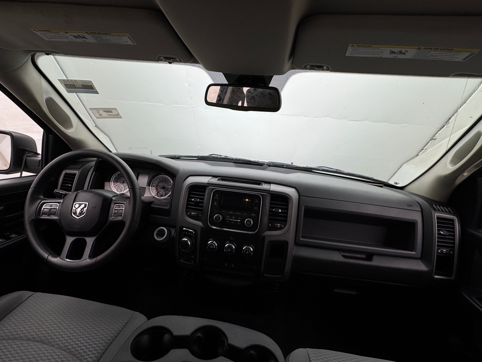 Thumbnail: 2019 RAM 1500 Classic - 3
