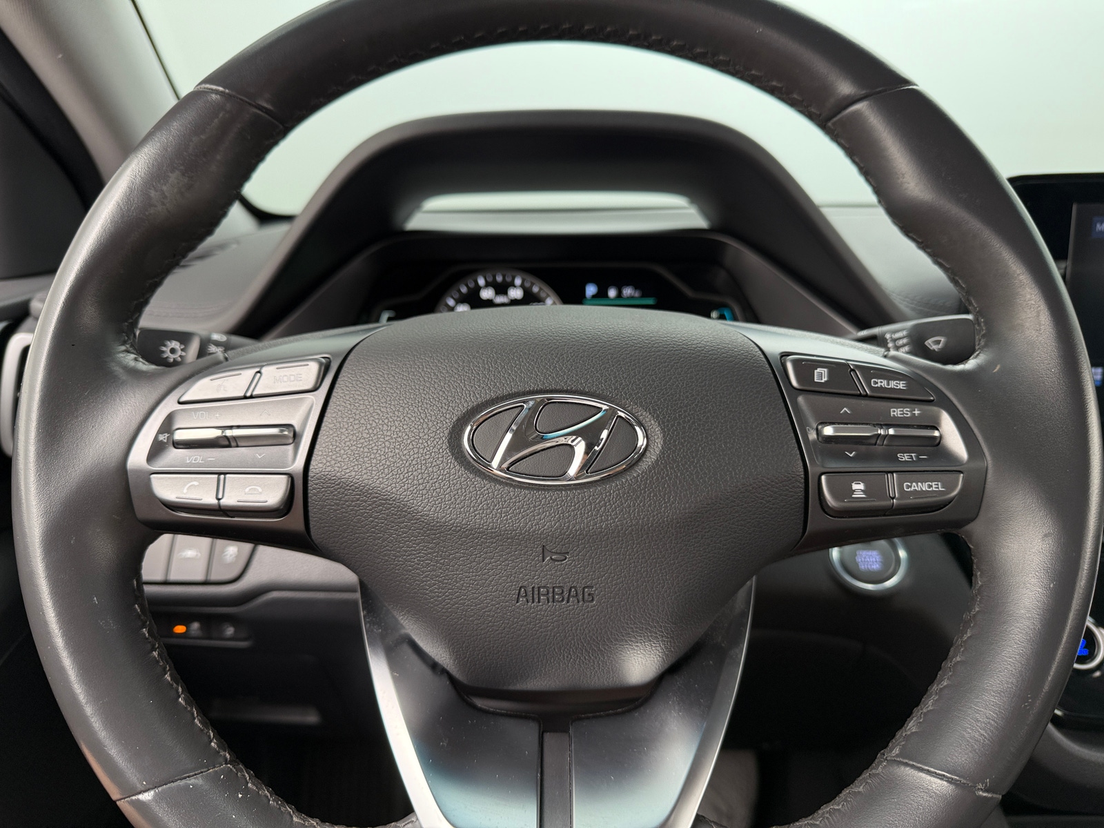 Thumbnail: 2022 Hyundai Ioniq - 5