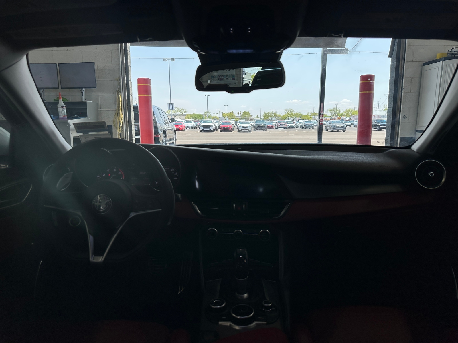 Thumbnail: 2019 Alfa Romeo Giulia - 2