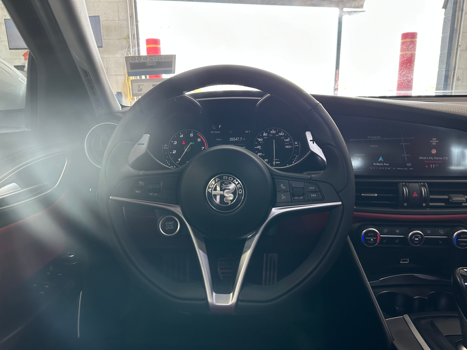 Thumbnail: 2019 Alfa Romeo Giulia - 4