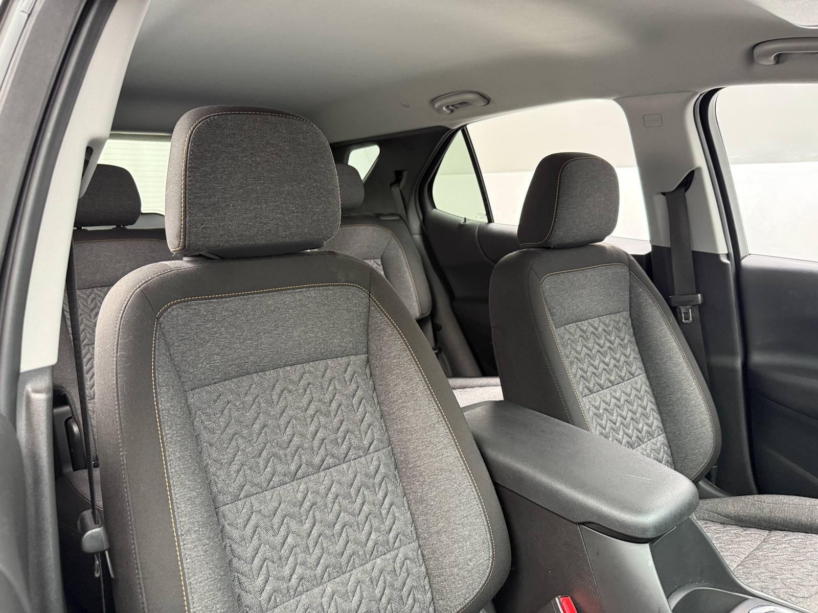Thumbnail: 2022 Chevrolet Equinox - 2