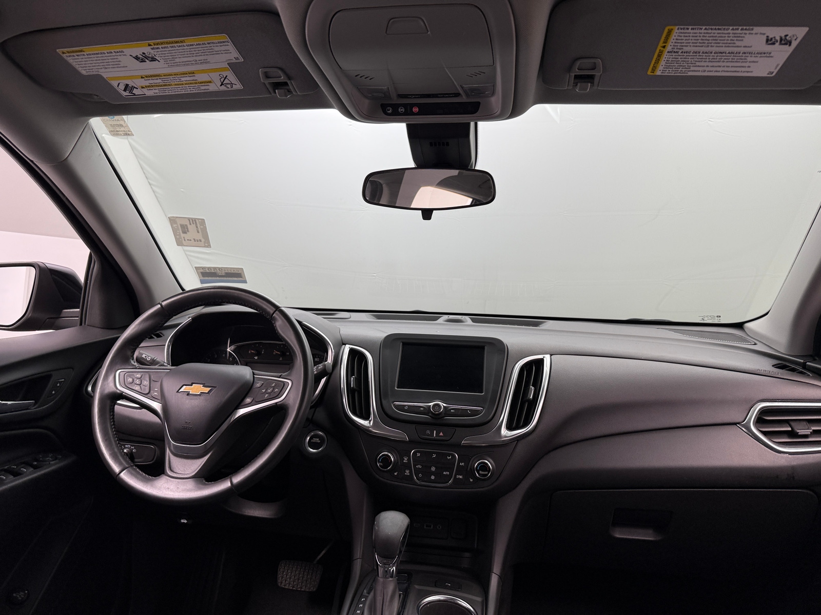 Thumbnail: 2022 Chevrolet Equinox - 3