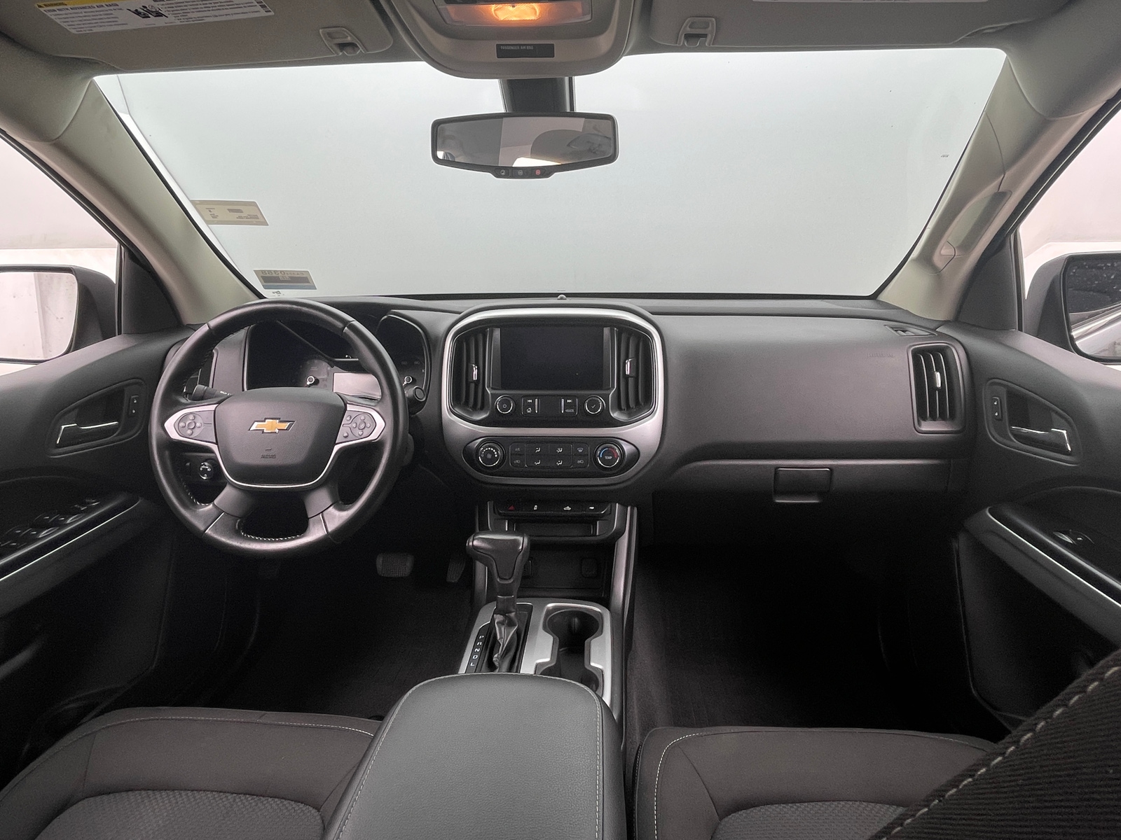 Thumbnail: 2020 Chevrolet Colorado - 3