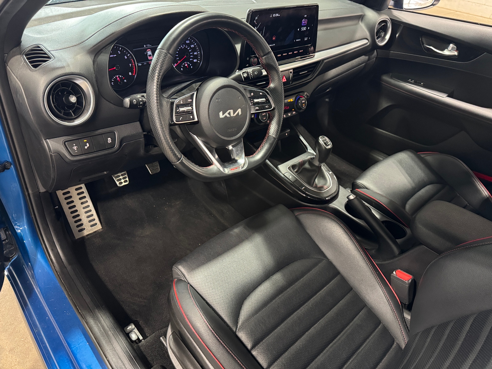 Thumbnail: 2023 Kia Forte - 2