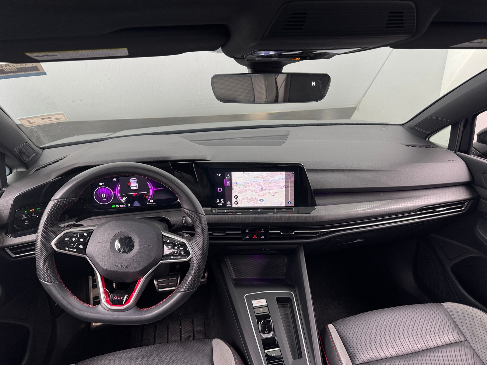 Thumbnail: 2022 Volkswagen Golf - 3