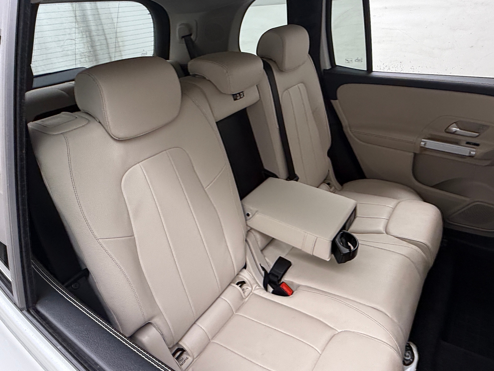 Thumbnail: 2021 Mercedes-Benz GLB - 5