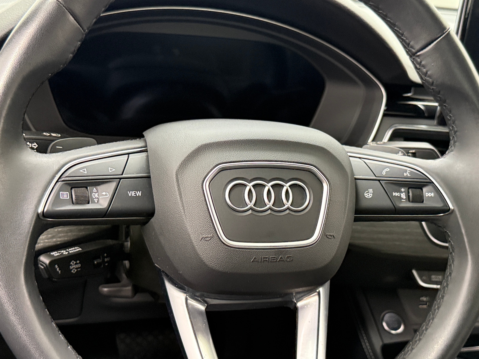 Thumbnail: 2023 Audi A4 - 4