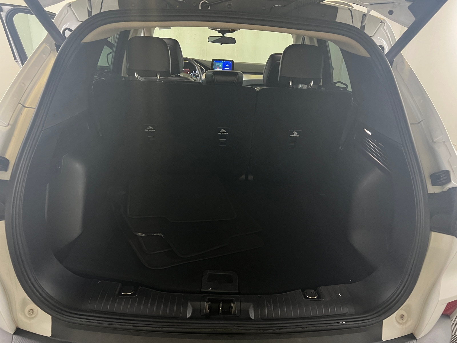 Thumbnail: 2020 Ford Escape - 6