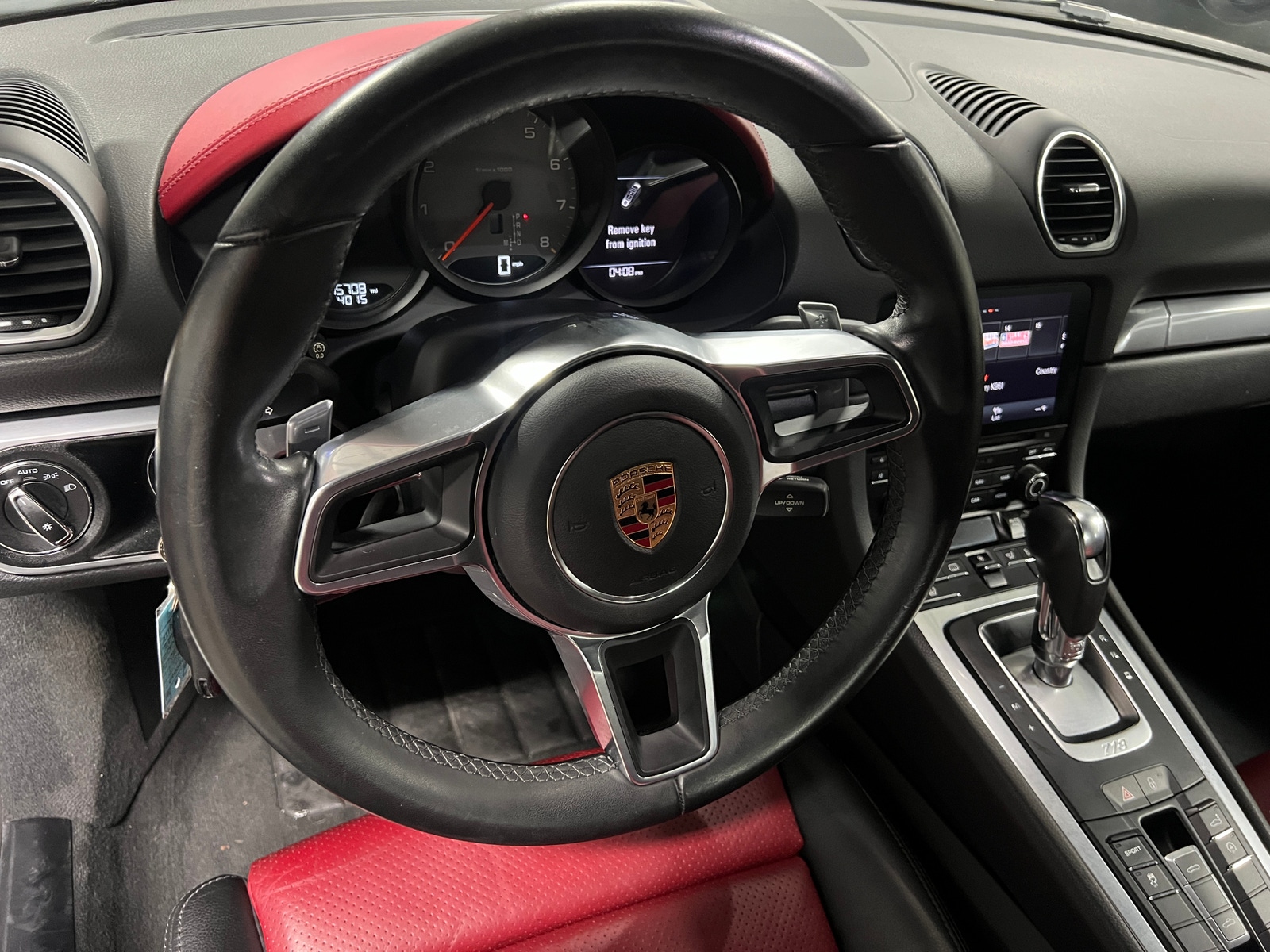 Thumbnail: 2017 Porsche 718 Boxster - 4