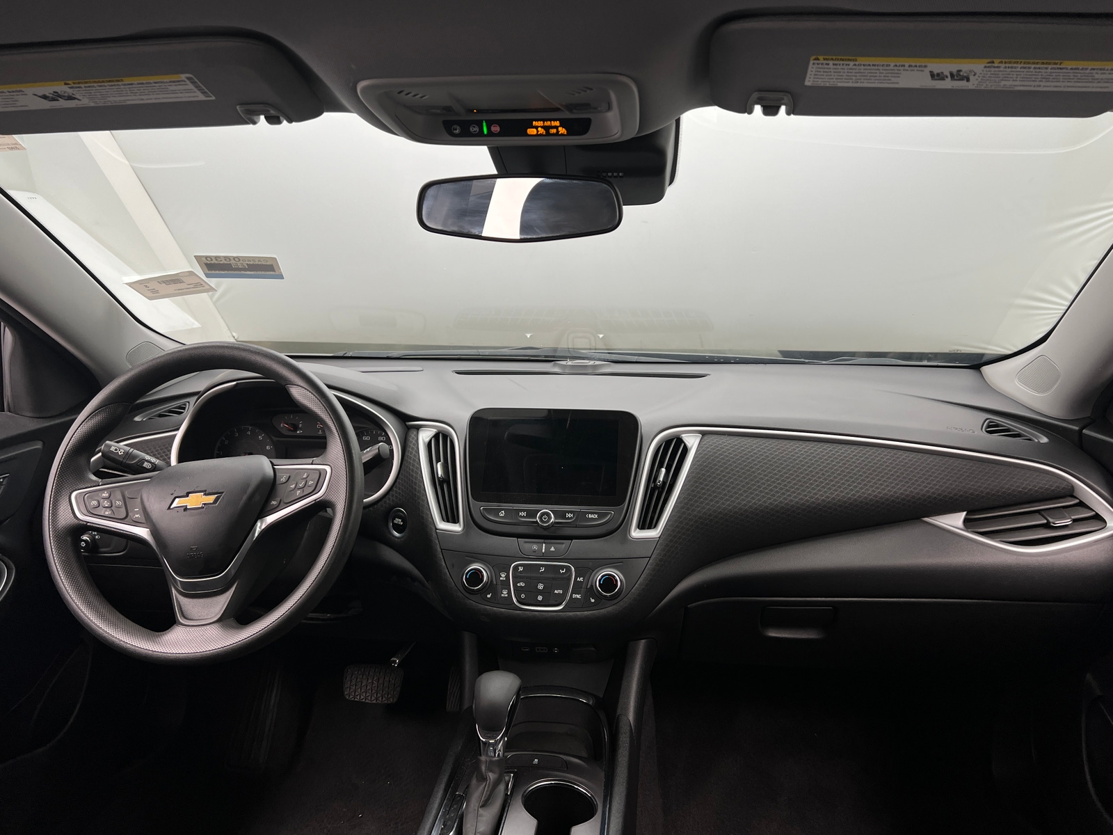 Thumbnail: 2023 Chevrolet Malibu - 3