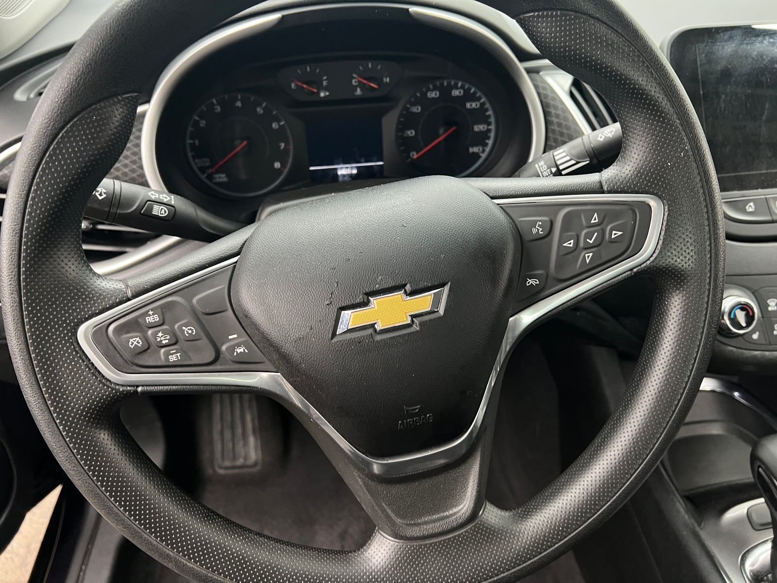 Thumbnail: 2023 Chevrolet Malibu - 5