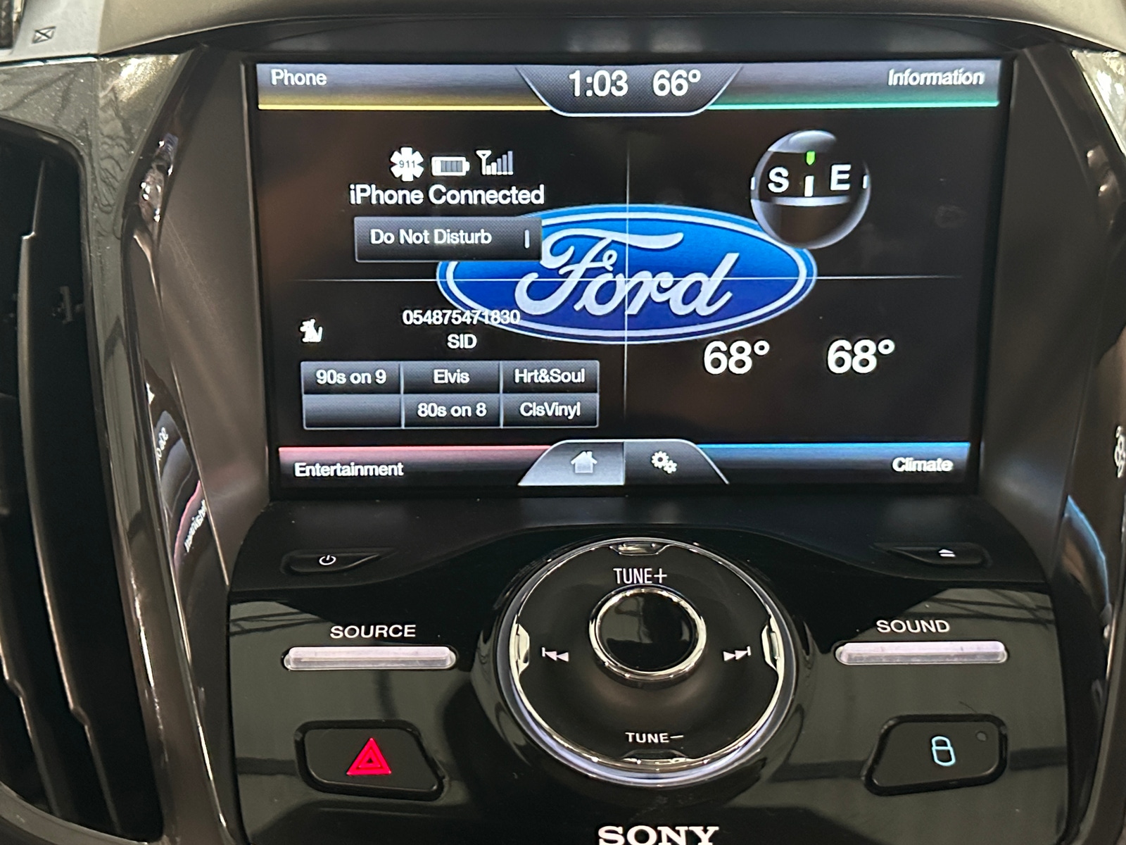 Thumbnail: 2014 Ford Escape - 3