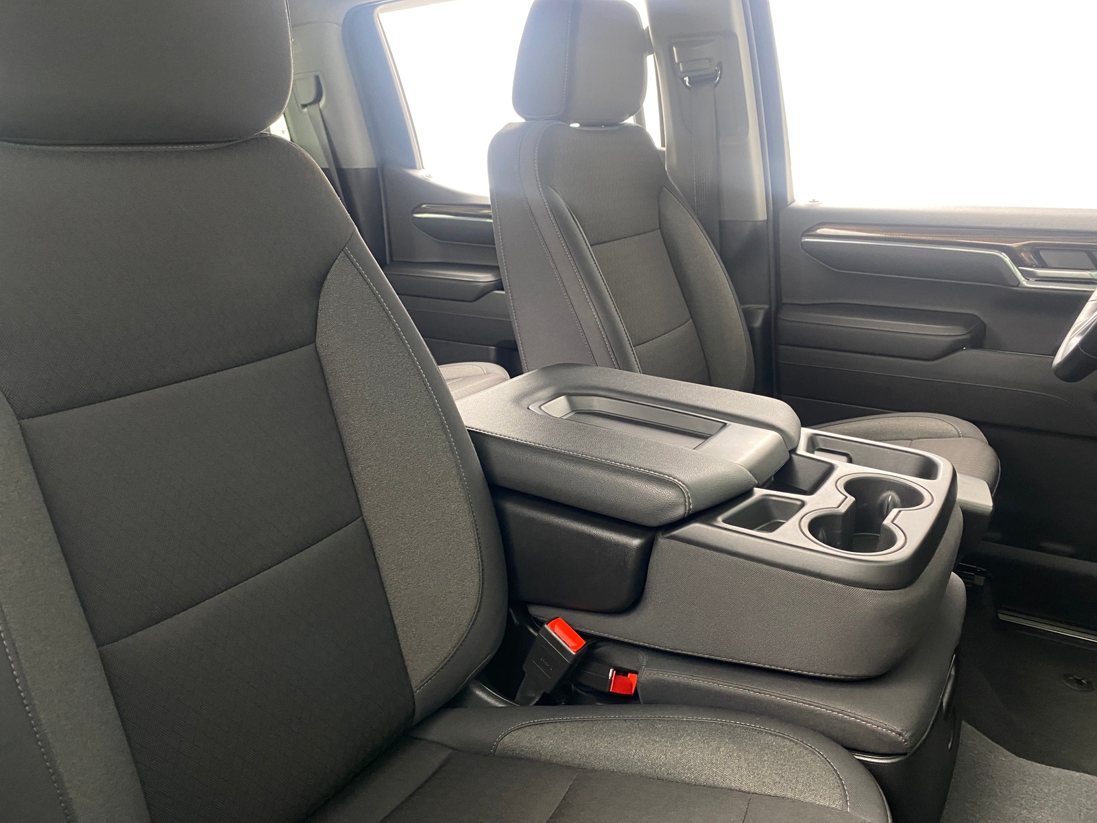 Thumbnail: 2024 Chevrolet Silverado 1500 - 2