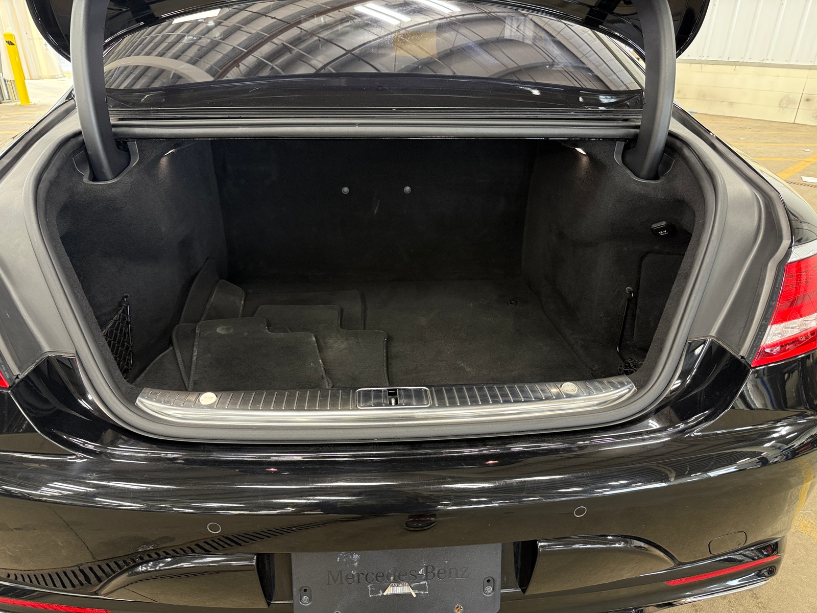 Thumbnail: 2016 Mercedes-Benz S-Class - 4