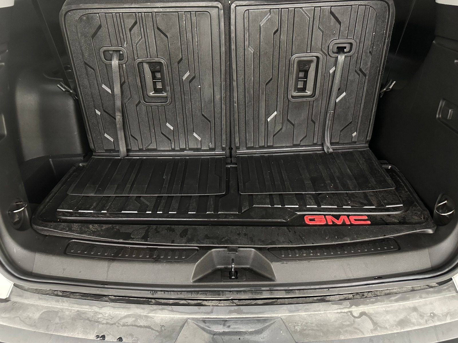Thumbnail: 2023 GMC Acadia - 6