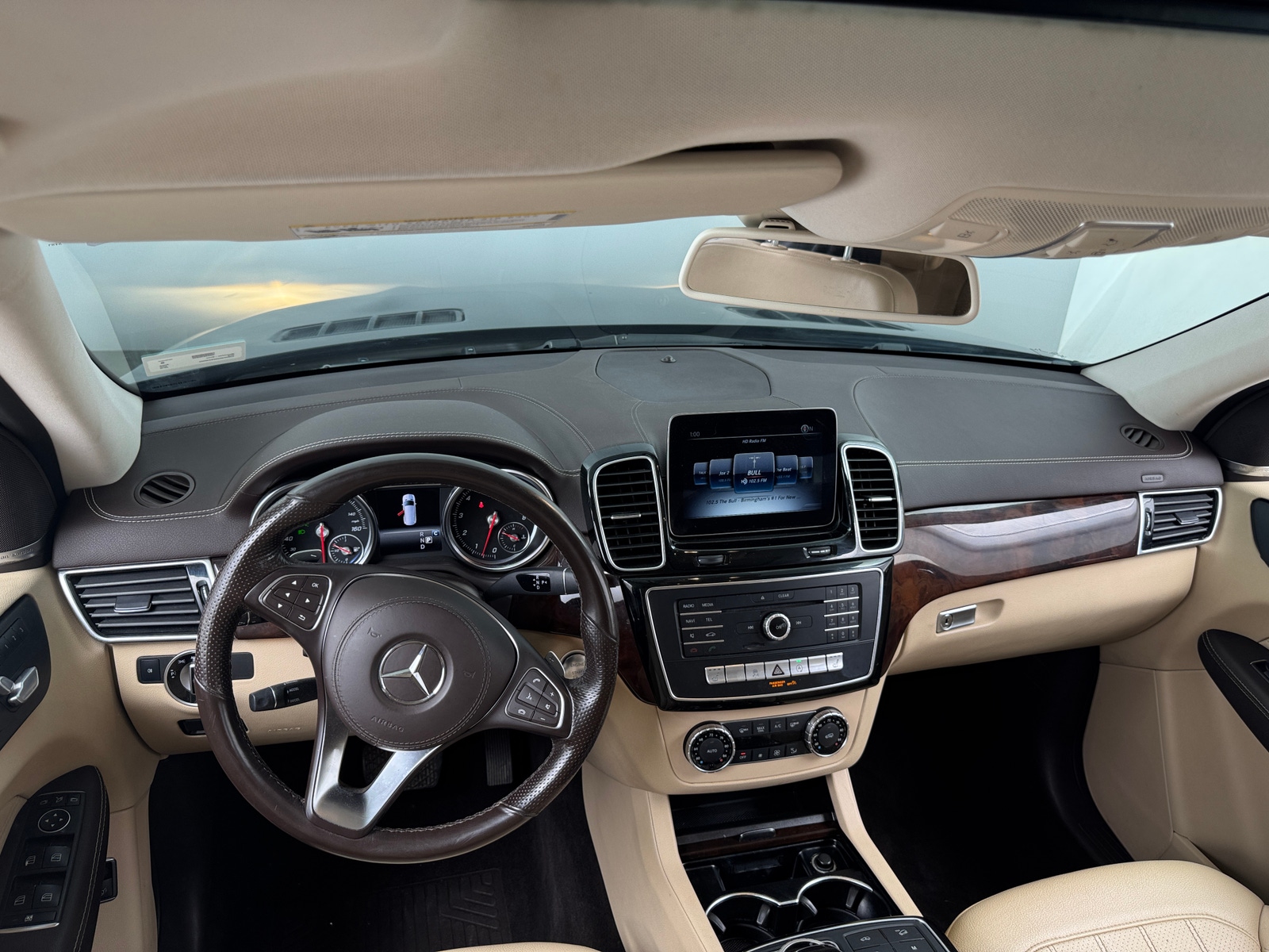 Thumbnail: 2019 Mercedes-Benz GLS - 2