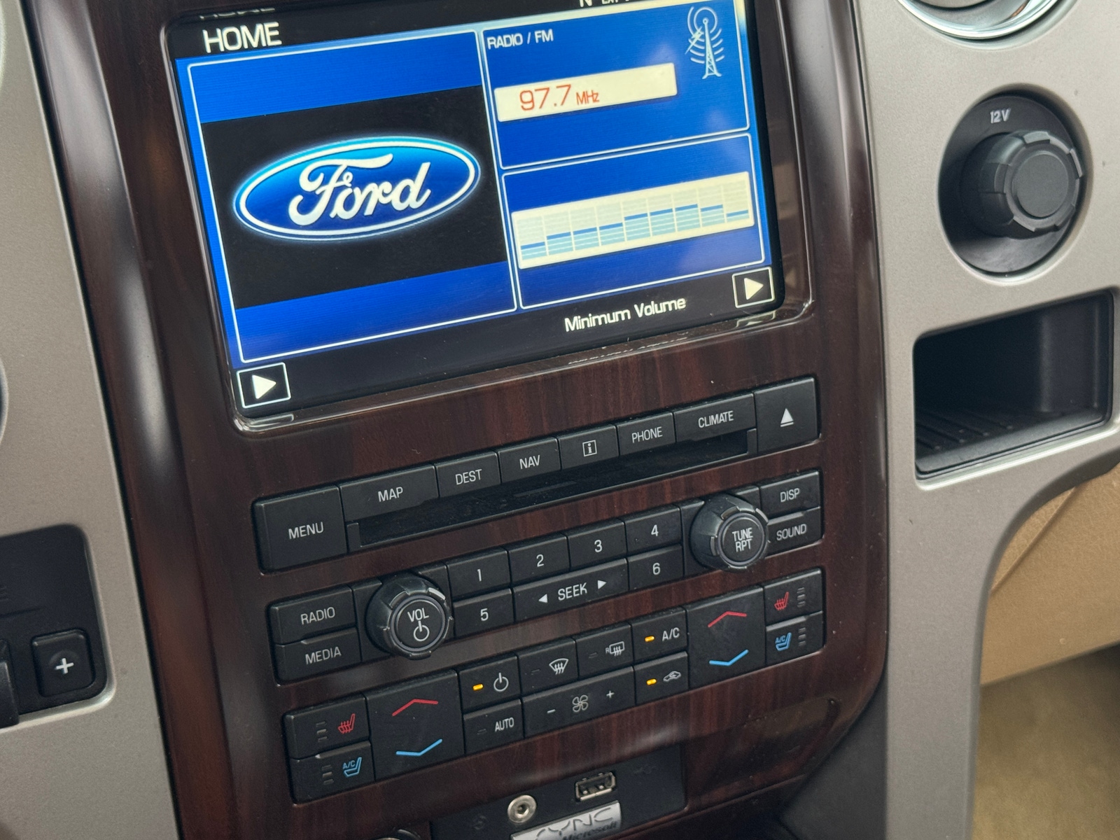 Thumbnail: 2012 Ford Econoline - 3