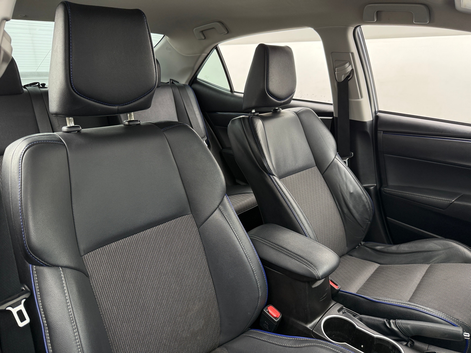 Thumbnail: 2018 Toyota Corolla - 2