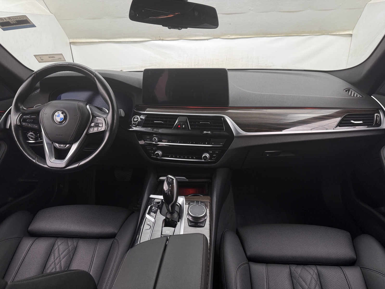 Thumbnail: 2021 BMW 5 Series - 2