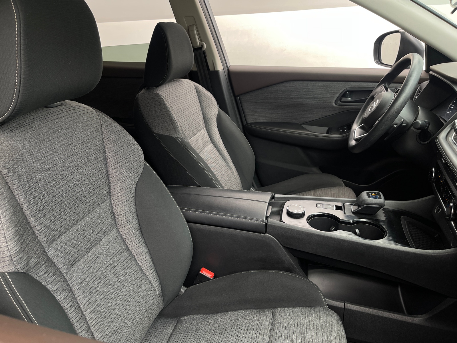 Thumbnail: 2021 Nissan Rogue - 2