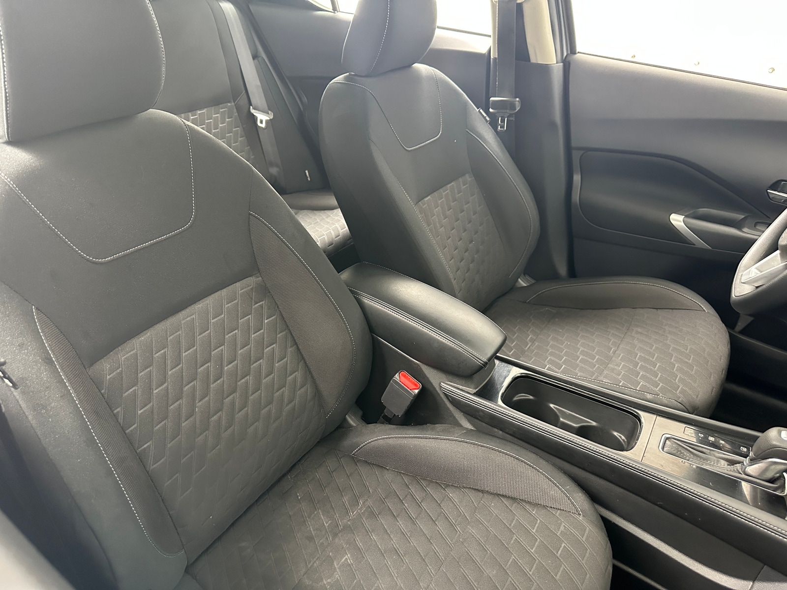 Thumbnail: 2023 Nissan Kicks - 2
