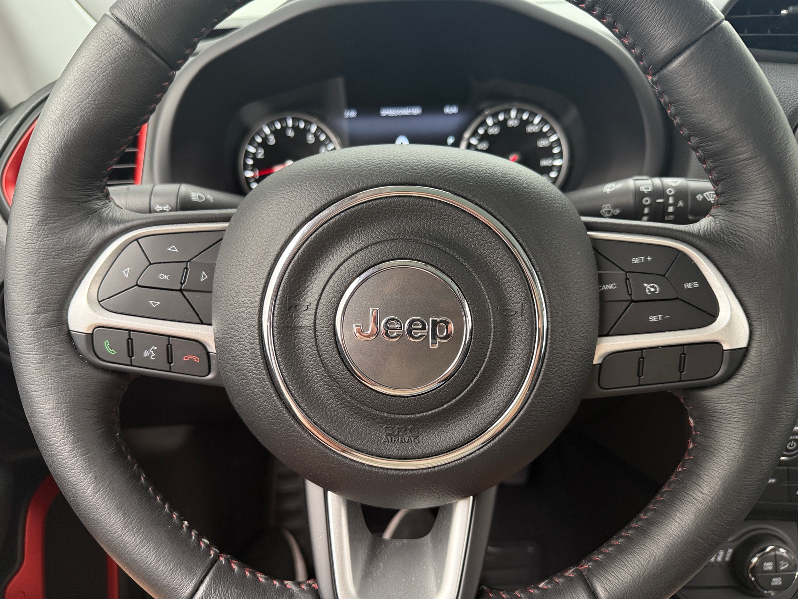 Thumbnail: 2023 Jeep Renegade - 4