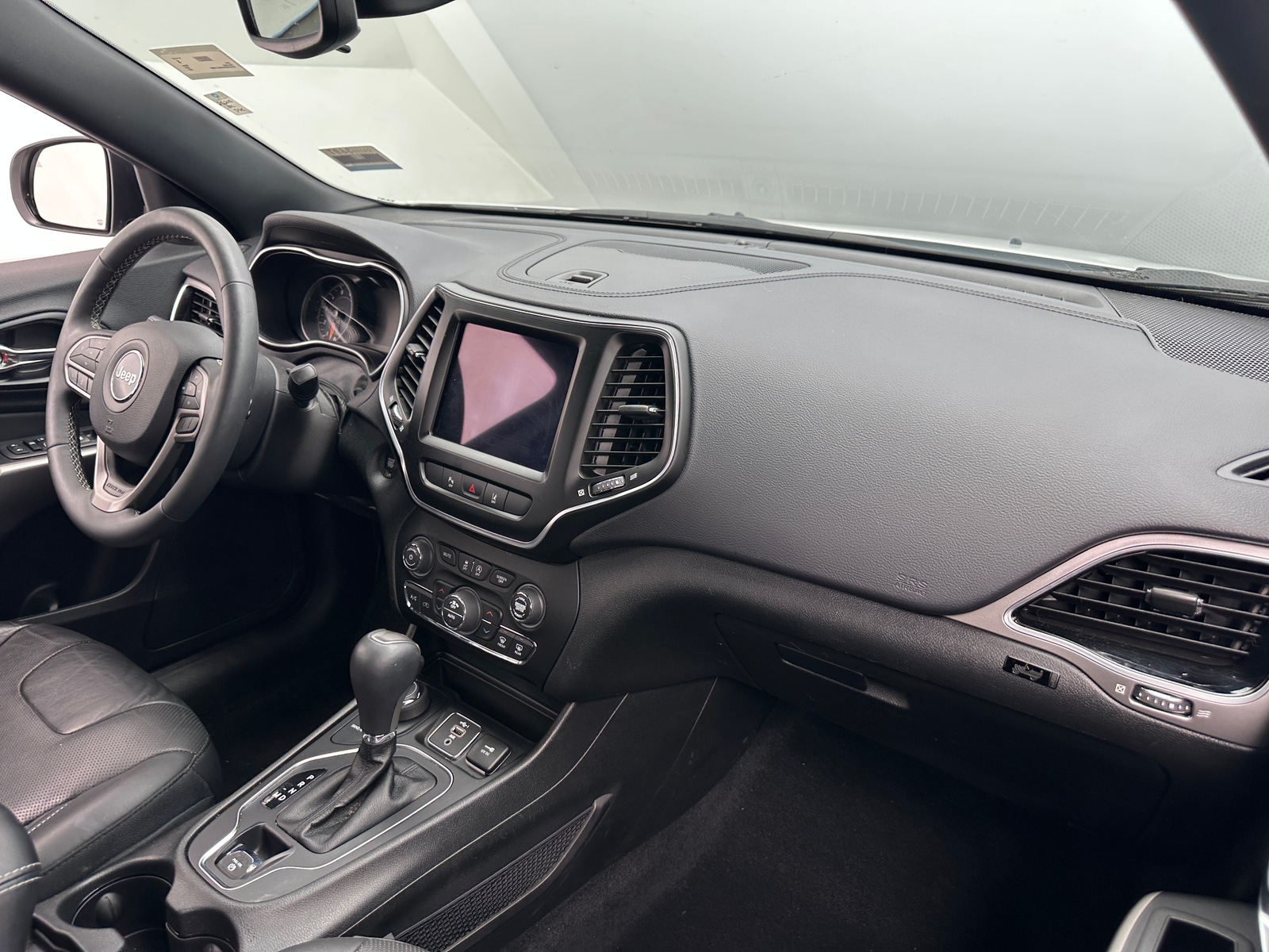 Thumbnail: 2021 Jeep Cherokee - 2