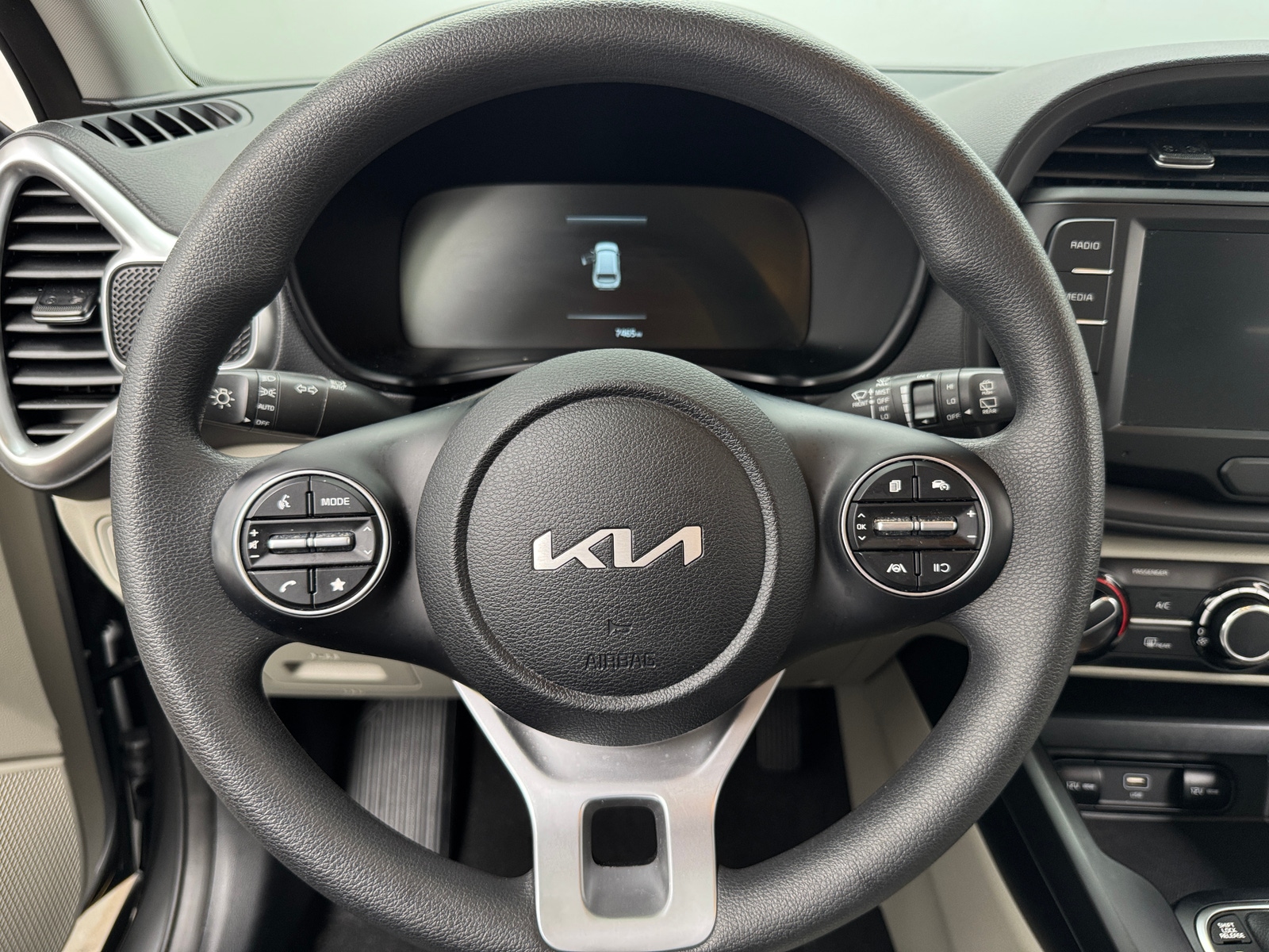 Thumbnail: 2023 Kia Soul - 5