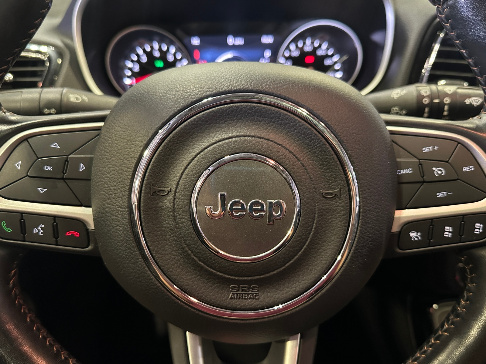 Thumbnail: 2021 Jeep Compass - 4