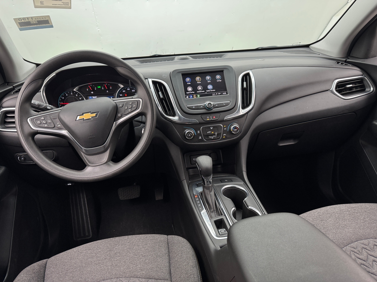 Thumbnail: 2023 Chevrolet Equinox - 3