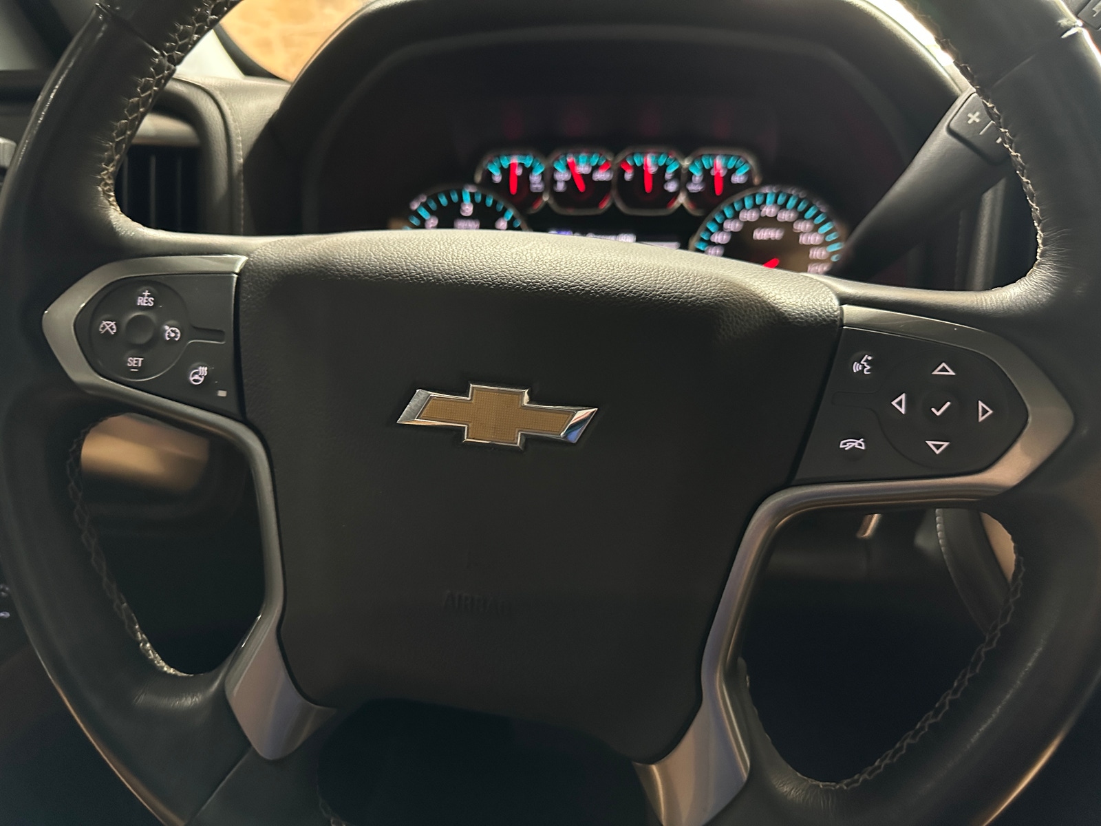 Thumbnail: 2017 Chevrolet Silverado 1500 - 5