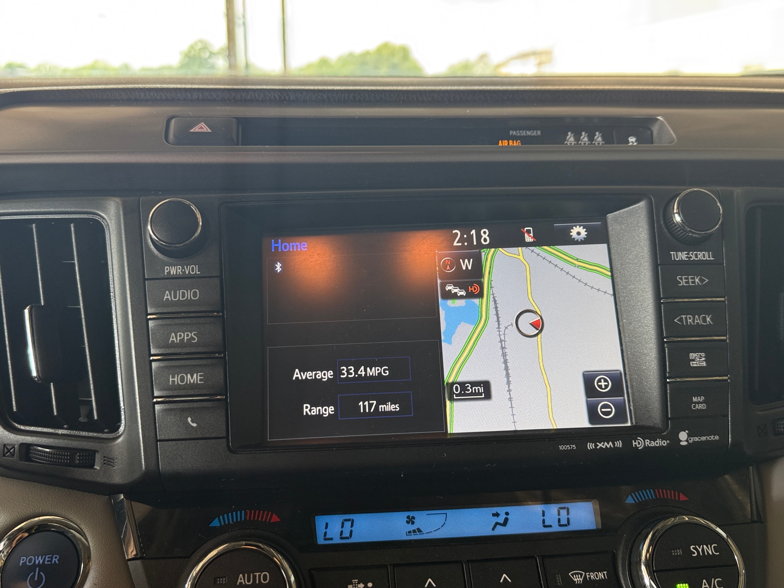 Thumbnail: 2017 Toyota RAV4 - 3