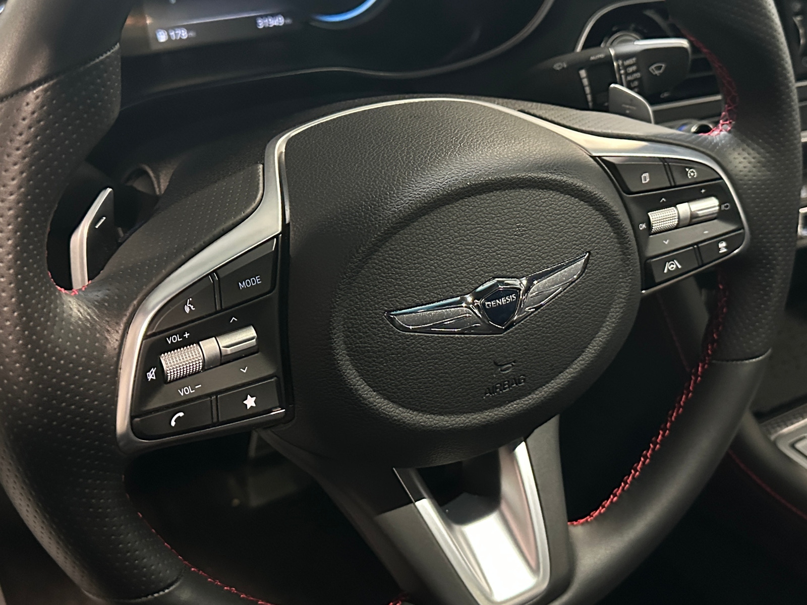 Thumbnail: 2023 Genesis G70 - 5