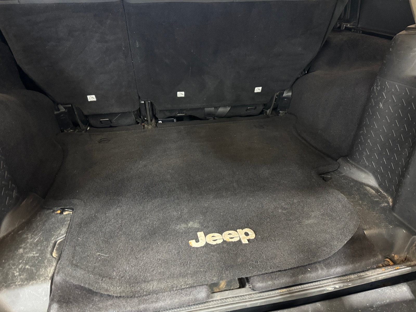 Thumbnail: 2015 Jeep Wrangler - 7