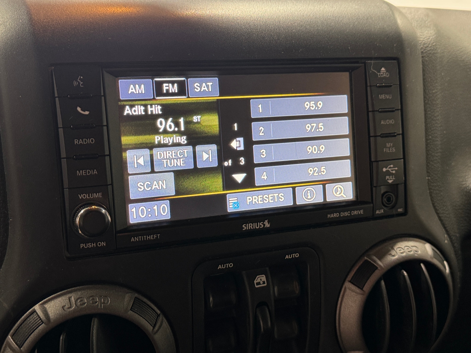 Thumbnail: 2015 Jeep Wrangler - 4