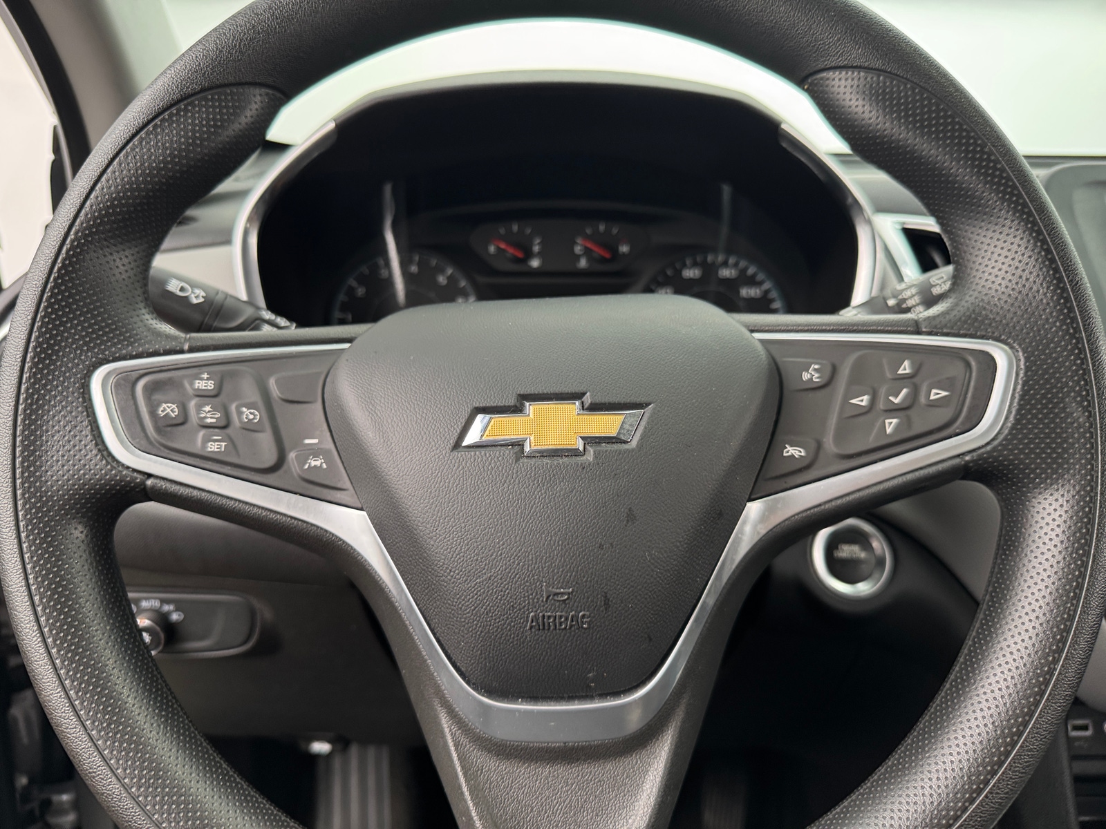Thumbnail: 2023 Chevrolet Equinox - 5