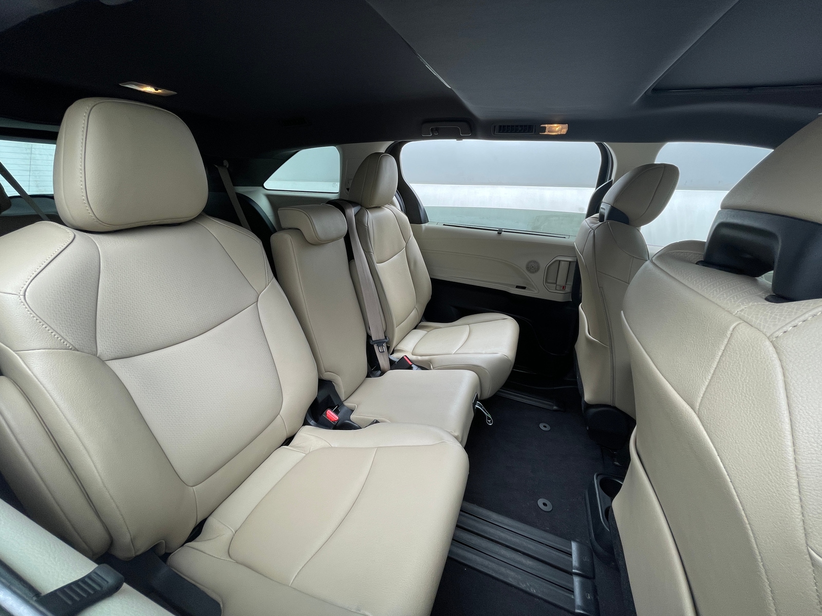 Thumbnail: 2023 Toyota Sienna - 5