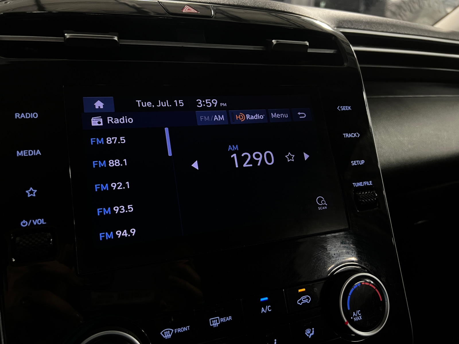 Thumbnail: 2022 Hyundai Tucson - 4
